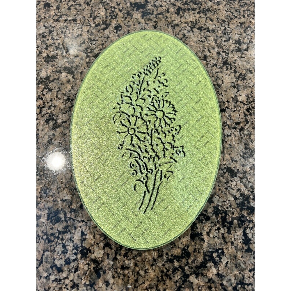 Temptations Retro Cutting Board / Trivet.  Green‎ Floral Oval tempered.